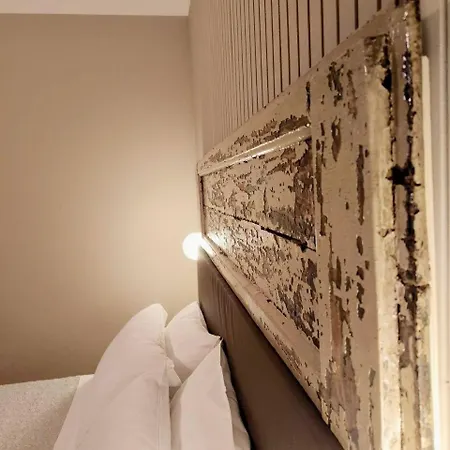 Violati 农家乐 圣杰米尼